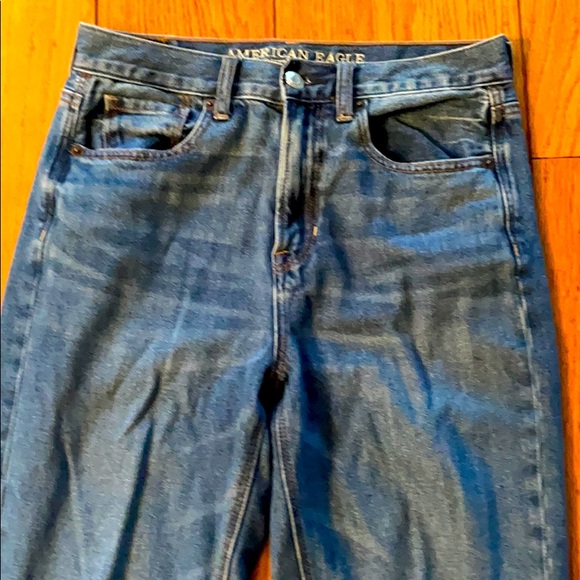 American Eagle Outfitters Denim - American Eagle Mom Jeans 👖